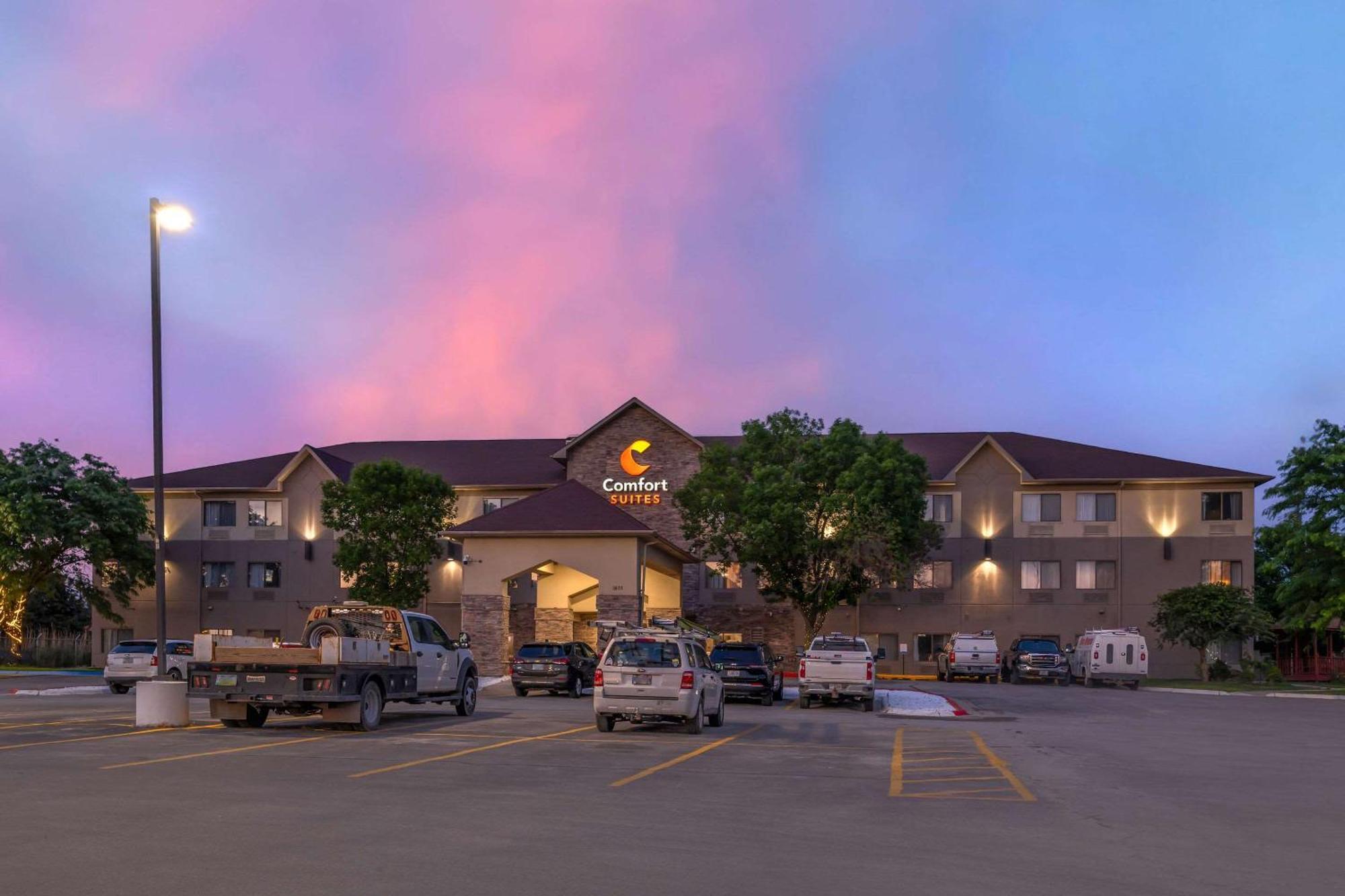 Comfort Suites Omaha East-Council Bluffs Bagian luar foto